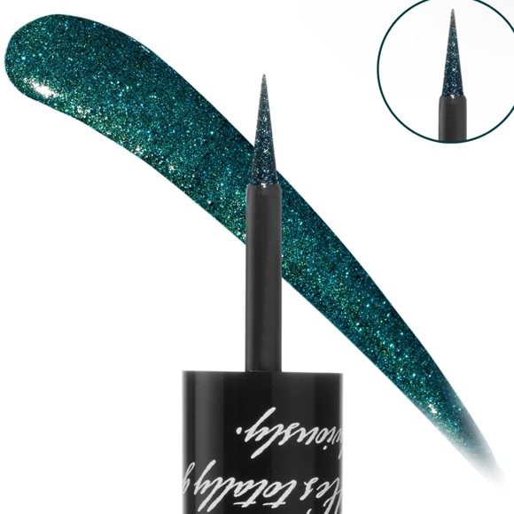 Colourpop x Twilight | Graphic ink liner in “Forever” - Picture 3 of 3